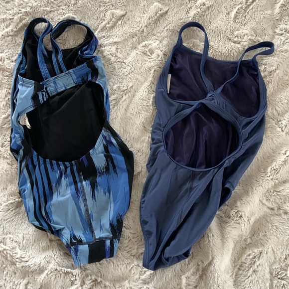 Swim bundle! Speedo and Dolfin size 26. Excellent condition! - Picture 2 of 4